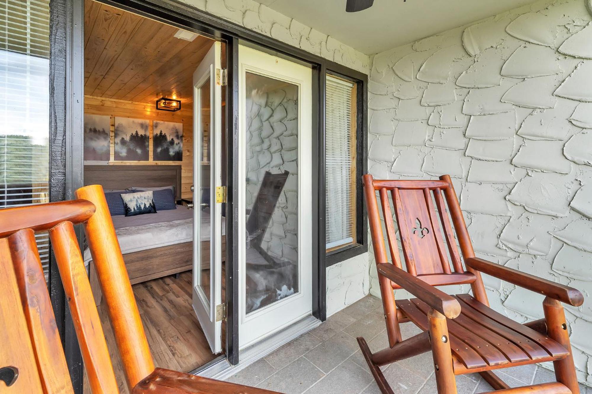 Mountain Views At Dolly'S Castle Unit 2 Apartment Сивиървил Екстериор снимка