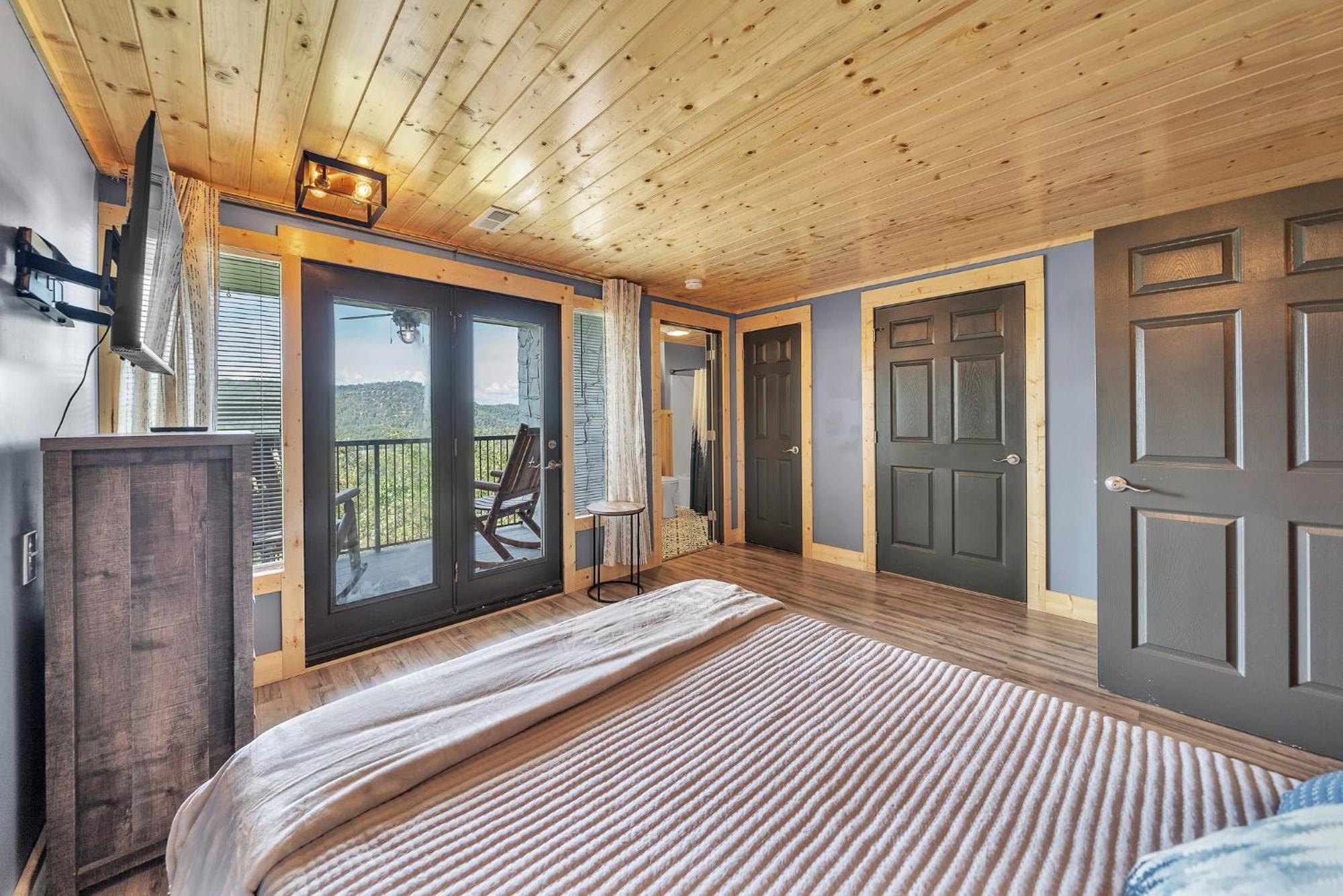 Mountain Views At Dolly'S Castle Unit 2 Apartment Сивиървил Екстериор снимка
